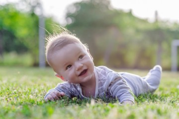 spring baby tummy time