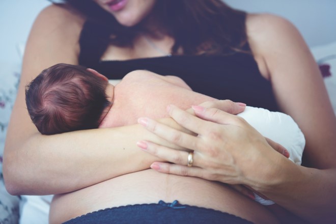 breastfeeding-hydration