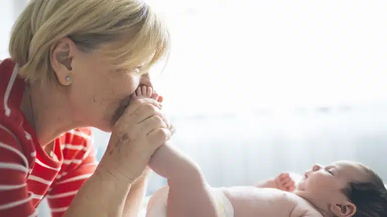 RN0698 25 Image edit 16x9 2 grandparent remainingGC