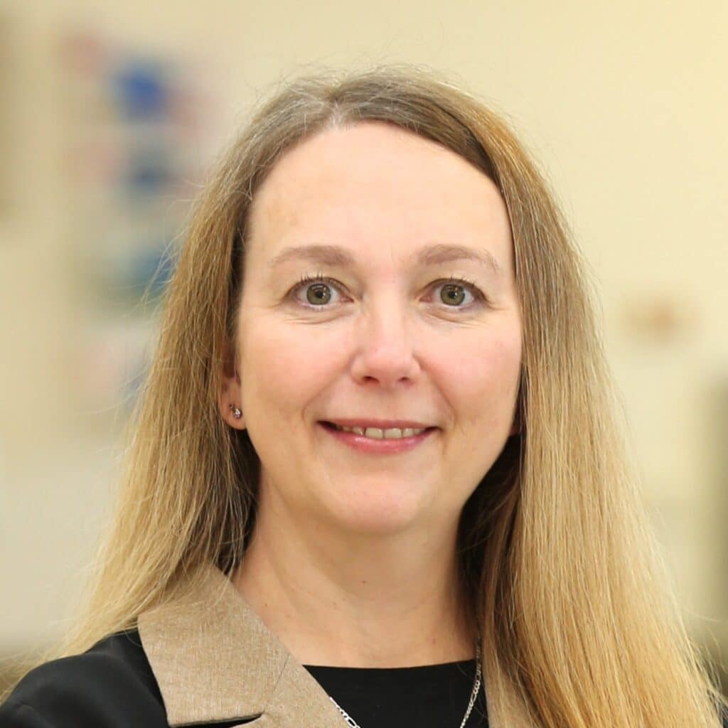 NSAG Lorraine DuToit Prinsloo Headshot Square Crop