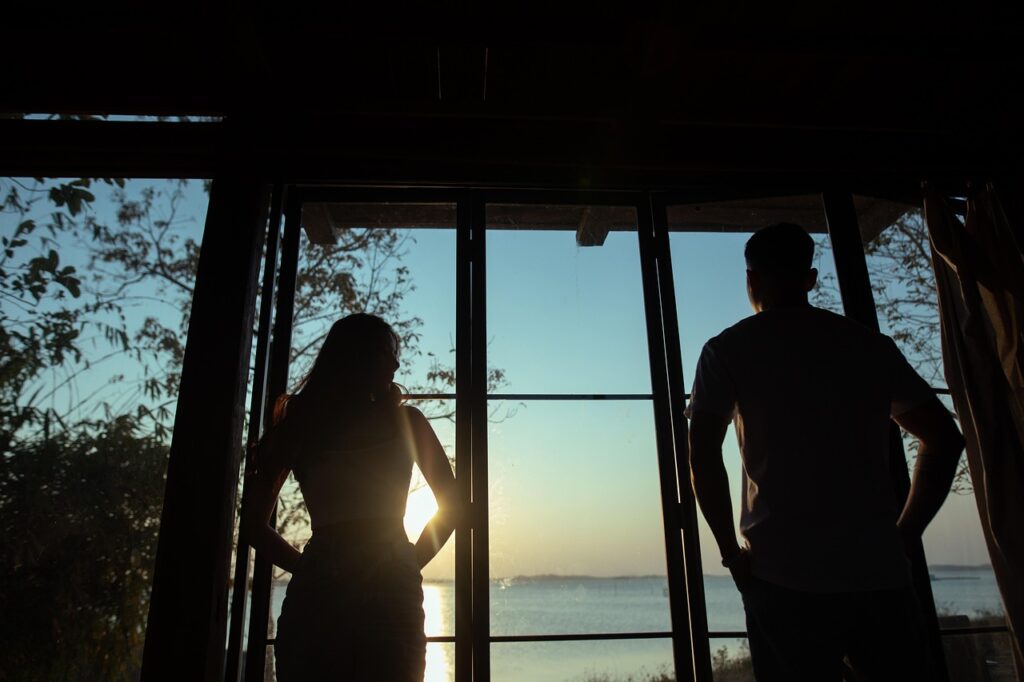 Moving Forward: Do Men and Women Grieve Differently?